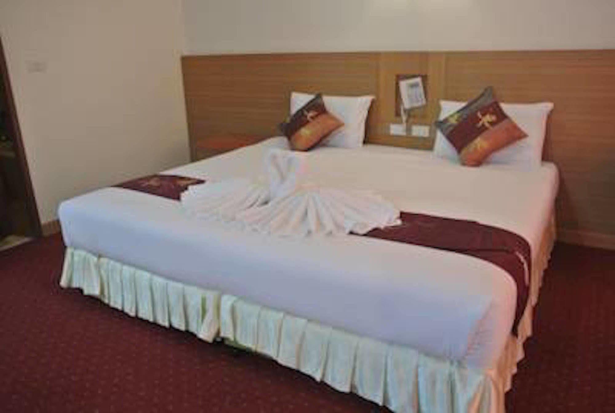 Chaikana Thani Hotel Phatthalung Zewnętrze zdjęcie